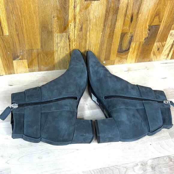 Aquatalia Phiona Gray Suede Almond Toe Heeled Ankle Boots 10.5 - Picture 10 of 11